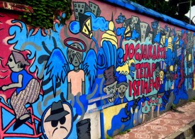 Чумовые граффити в Джокьякарте